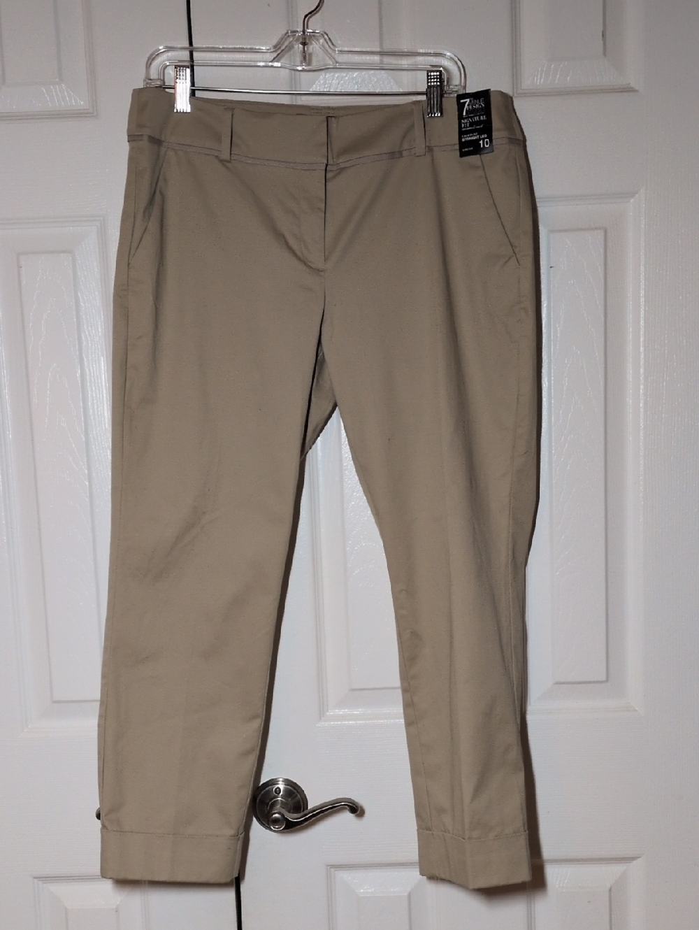 NWT 7th Avenue women's Beige Crop Dress Pants 10